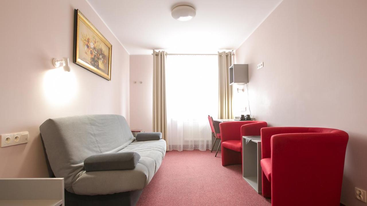Hotel Unibus Bielsk Podlaski Exterior foto